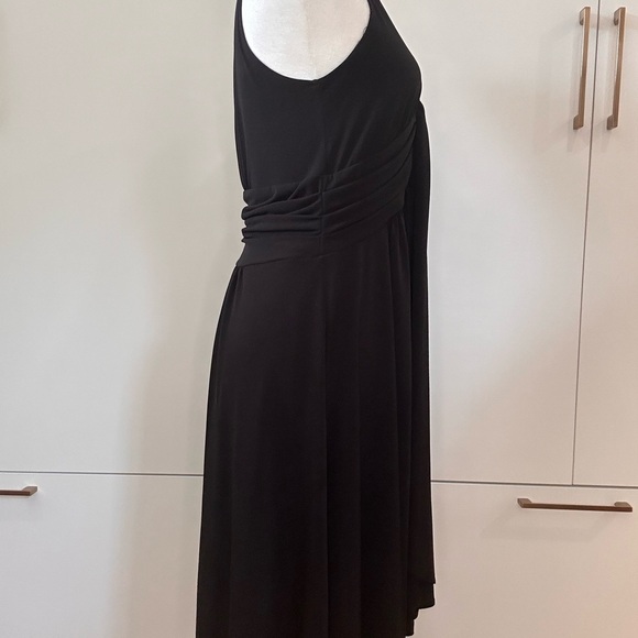 MK Michael Kors Classic Black dress - Picture 4 of 11